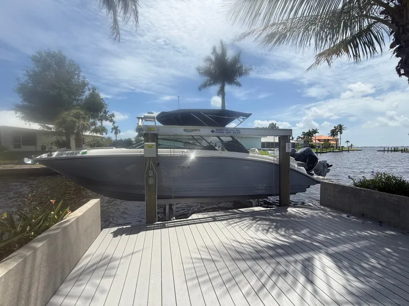 Slide: The Image of Sea Ray SDX 290 Outboard 2026 - 33