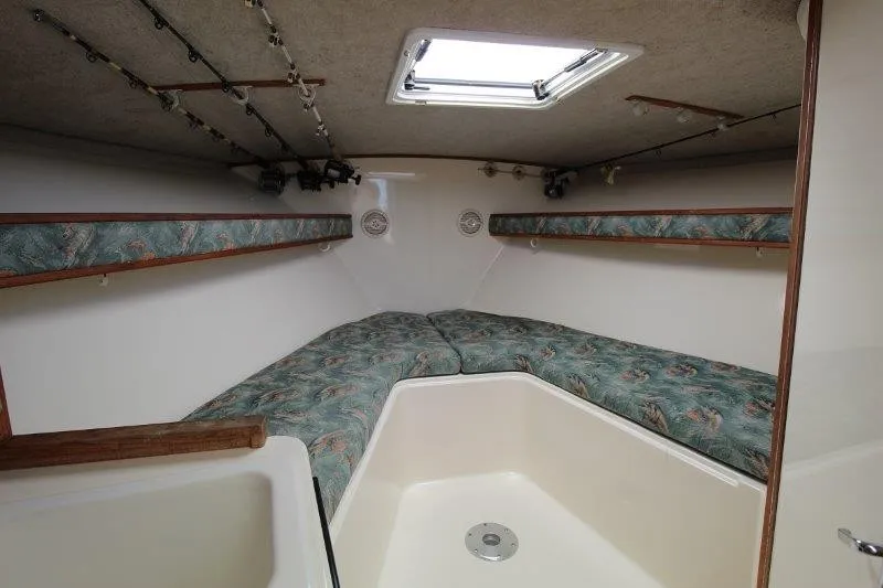 Slide: The Image of Main Cabin 1 - Forward Berth - 10