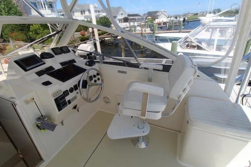 Slide: The Image of Deck 3 - Helm Seat - 8