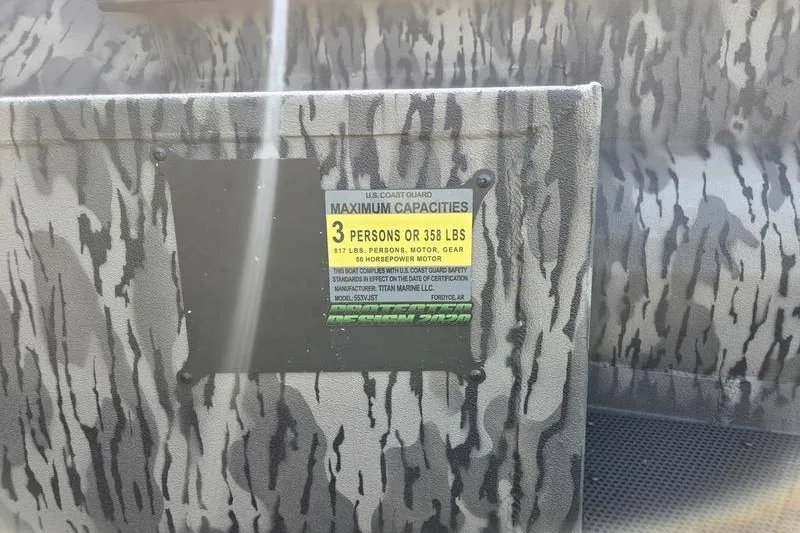 Slide: The Image of Havoc 1553 VJST 2026 boat capacity label, maximum 3 persons or 358 lbs. - 10