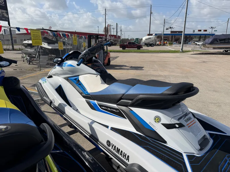Slide: The Image of A Yamaha WaveRunner FX Limited SVHO 2022 is parked. It features a sleek, sporty design. - 15
