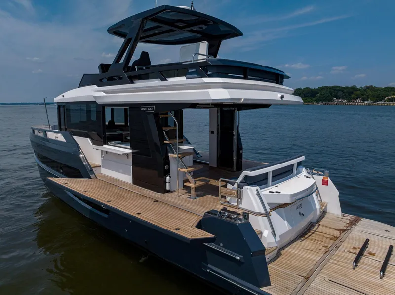 Slide: The Image of Okean 52 - 14