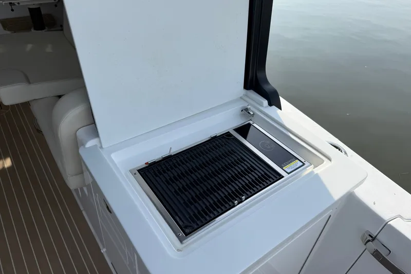 Slide: The Image of Outdoor grill on 2024 MJM Yachts MJM 3, featuring sleek design and modern amenities. - 17
