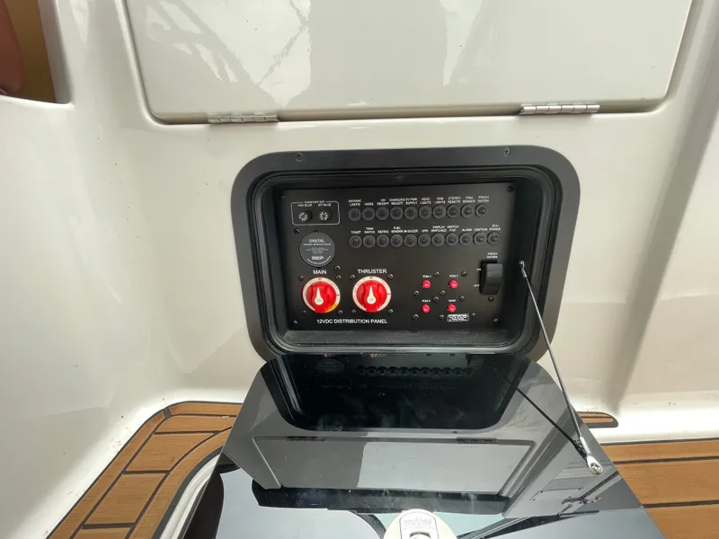 Slide: The Image of MasterCraft X26 2020 - 29