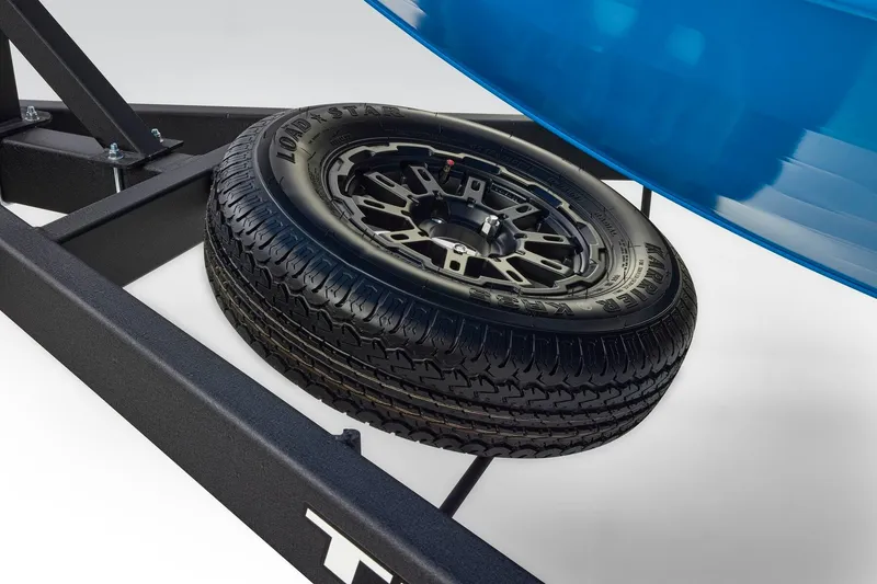 Slide: The Image of Tracker Targa V-18 Combo 2027 - 16
