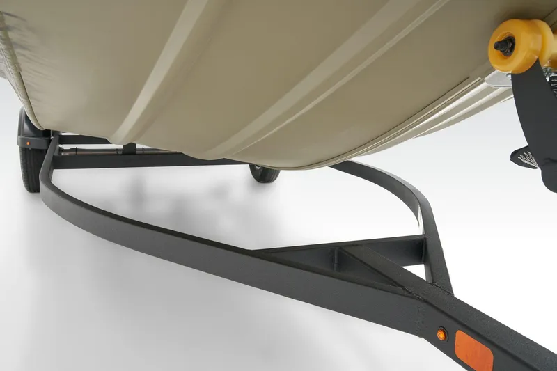Slide: The Image of Tracker Grizzly 1860 CC 2027 - 19