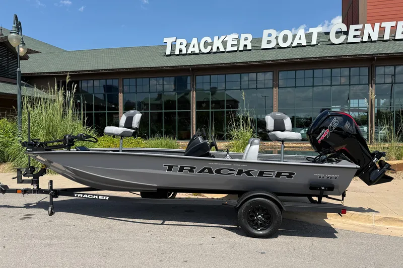 The Image of 2027 Tracker Pro Team 190 boat displayed at Tracker Boat Center. - 0