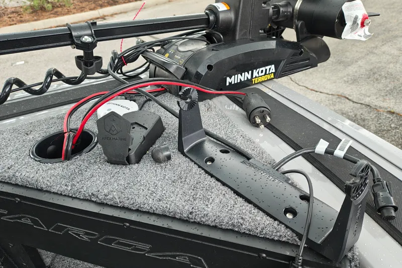 Slide: The Image of Minn Kota Terrova motor on 2027 Tracker Targa V-18 Combo boat deck. - 40