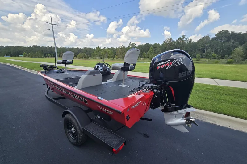 Slide: The Image of 2027 Tracker Pro Team 195 boat with Mercury Pro XS engine on a trailer. - 29