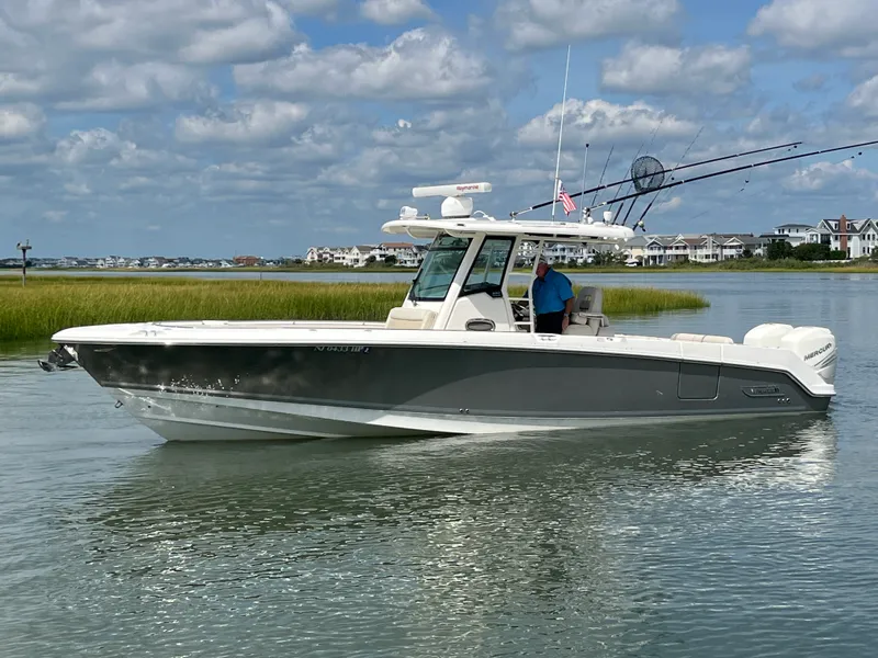 The Image of Boston Whaler 330 OUTRAGE 2019 - 0