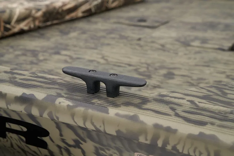 Slide: The Image of Tracker Grizzly 1860 CC 2027 - 29