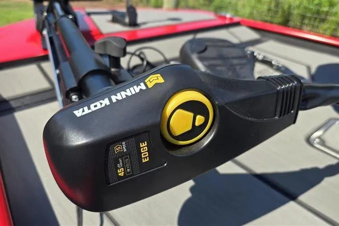 Slide: The Image of Close-up of Minn Kota Edge trolling motor on 2027 Tracker Pro 170 boat. - 13