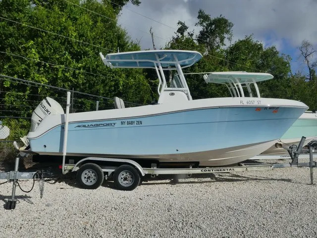Slide: The Image of Aquasport 2300 Center Console 2021 - 4