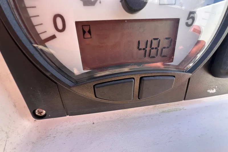 Slide: The Image of Close-up of a 2023 J Boats J/9 gauge displaying 482 hours. - 24