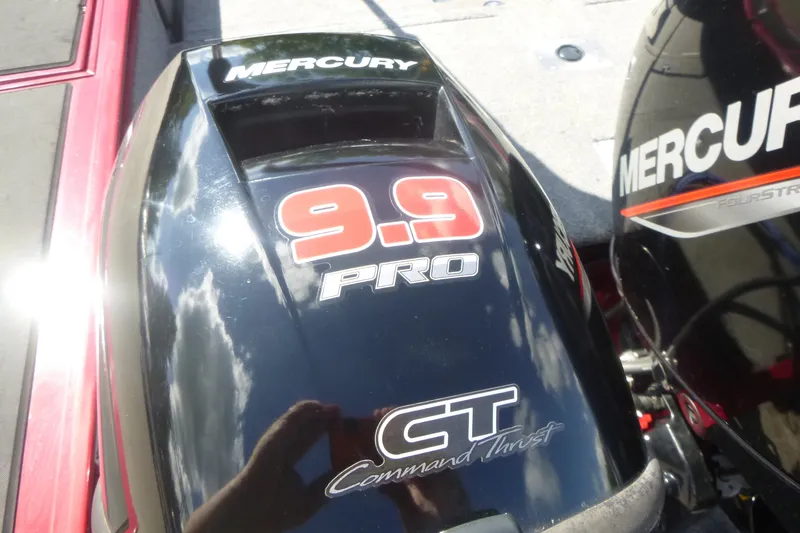 Slide: The Image of Mercury 9.9 Pro outboard motor on 2021 Tracker Targa V-19 Combo boat. - 17