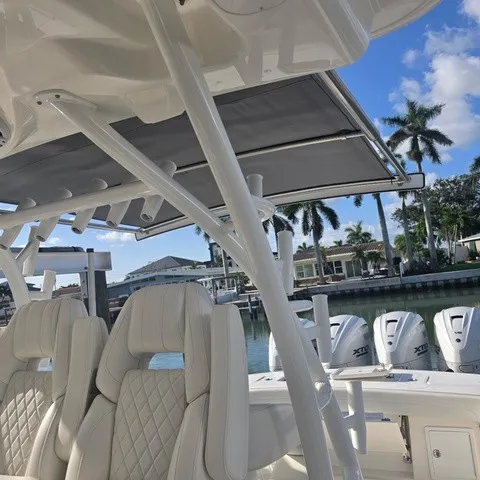 Slide: The Image of Regulator Marine 41 Offshore 2024 - 4