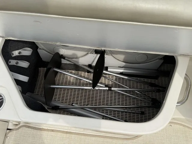 Slide: The Image of Sea Ray 270 Sundeck 2006 - 11