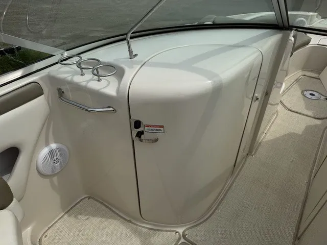 Slide: The Image of Sea Ray 270 Sundeck 2006 - 19