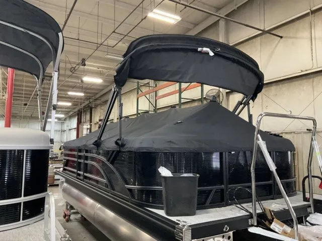 Slide: The Image of Bennington S-One Quad Bench 22 S1SR Tritoon 2027 - 17