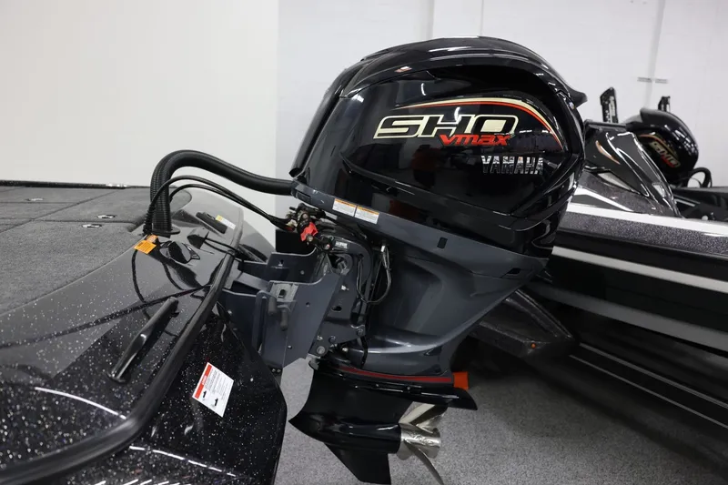 Slide: The Image of 2026 Skeeter ZXR19 SE boat with Yamaha SHO VMAX outboard motor. - 2