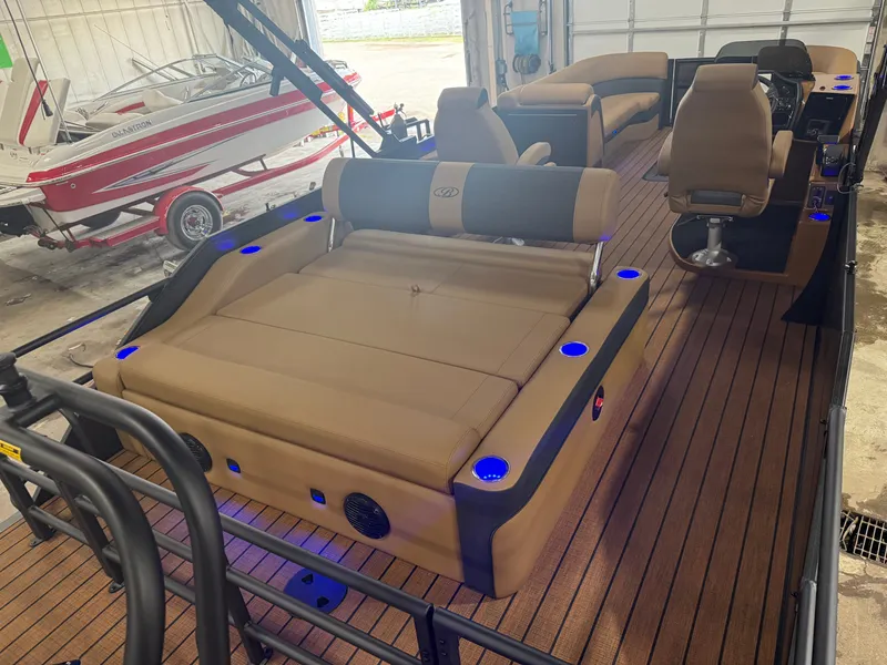 Slide: The Image of Bentley Pontoons Elite 300HP 253 Swingback Tritoon 2027 - 27
