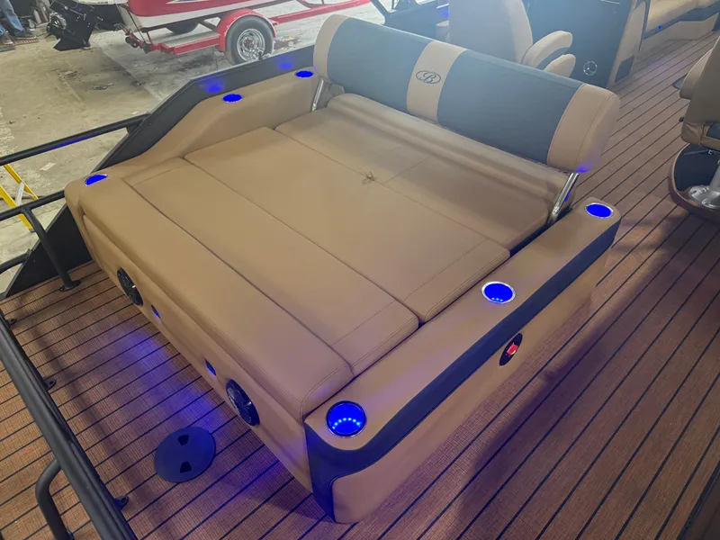 Slide: The Image of Bentley Pontoons Elite 300HP 253 Swingback Tritoon 2027 - 17