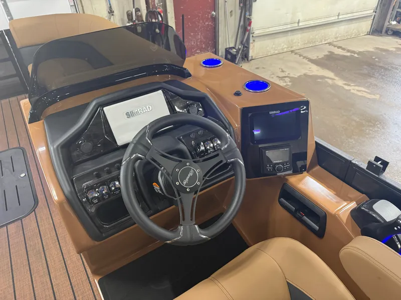 Slide: The Image of Bentley Pontoons Elite 300HP 253 Swingback Tritoon 2027 - 21