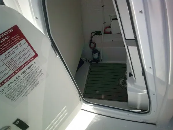 Slide: The Image of Tidewater 2410 Bay Max 2027 - 3
