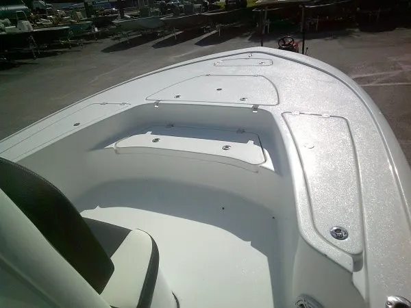 Slide: The Image of Tidewater 2410 Bay Max 2027 - 8