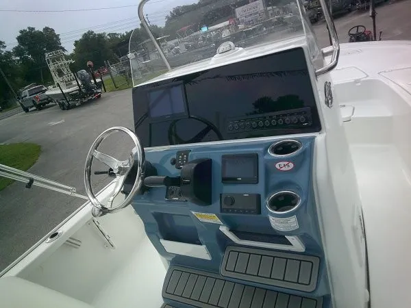 Slide: The Image of Tidewater 2110 Bay Max 2027 - 6