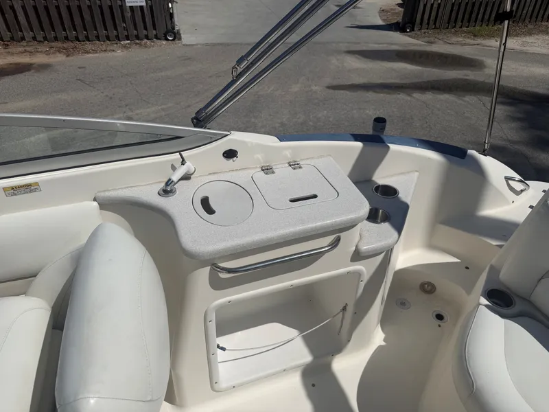 Slide: The Image of Hurricane Sun Deck 2400 2008 - 6