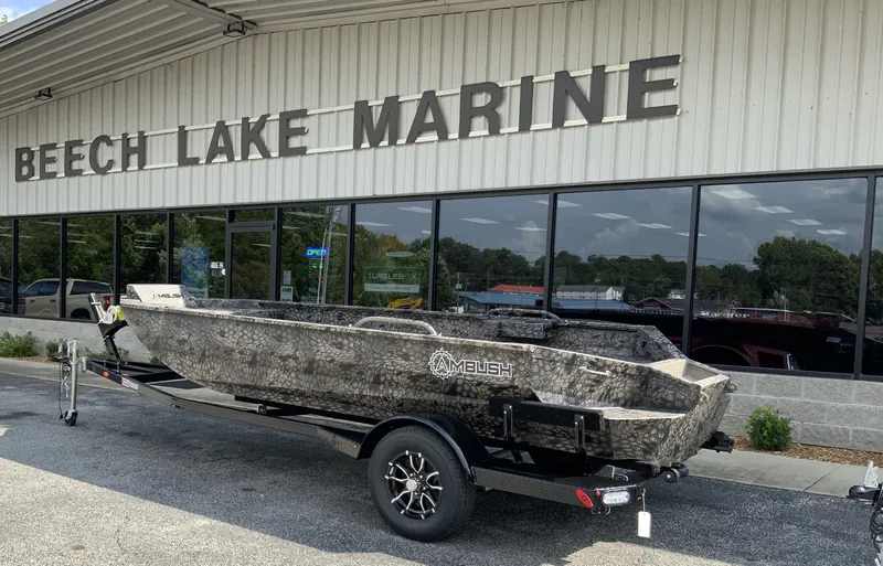 Slide: The Image of Ambush Boats 756 TN 2026 - 3