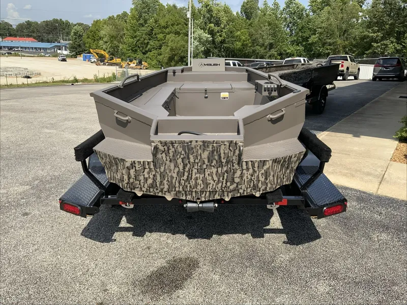 Slide: The Image of Ambush Boats 652 2026 - 3