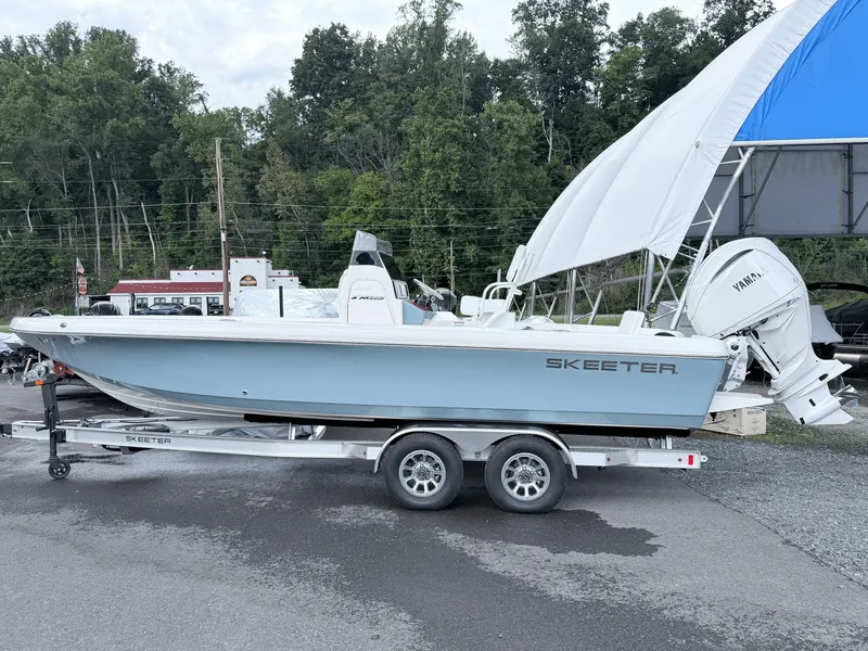 Slide: The Image of Skeeter SX2350 2026 - 17