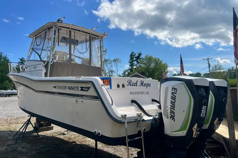 Slide: The Image of 1996 Grady-White Marlin 300 boat with Evinrude engines, for sale in Bucksport, ME. - 3