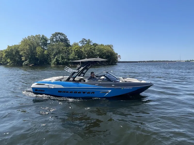 The Image of Malibu Wakesetter 23 LSV 2015 - 1