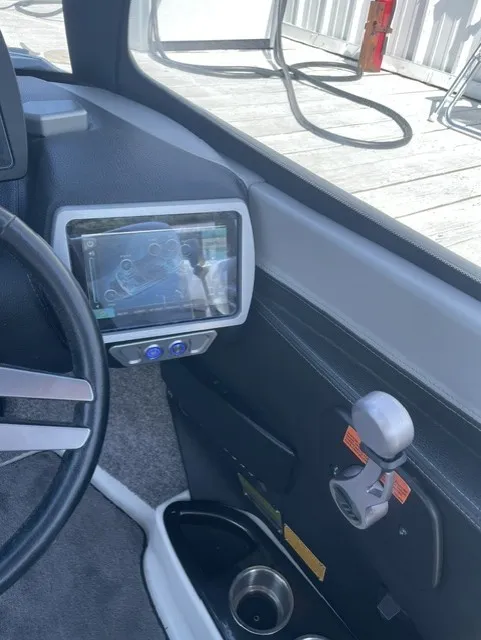 Slide: The Image of Malibu Wakesetter 23 LSV 2015 - 27