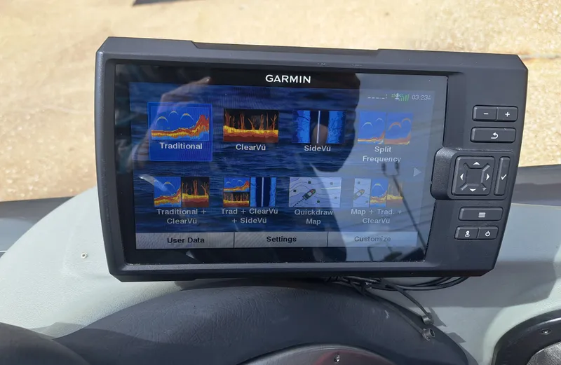 Slide: The Image of Tracker Pro Team 190 2014 - 21