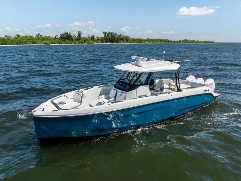 The Image of Wellcraft 38 T-Top 2025 - 1