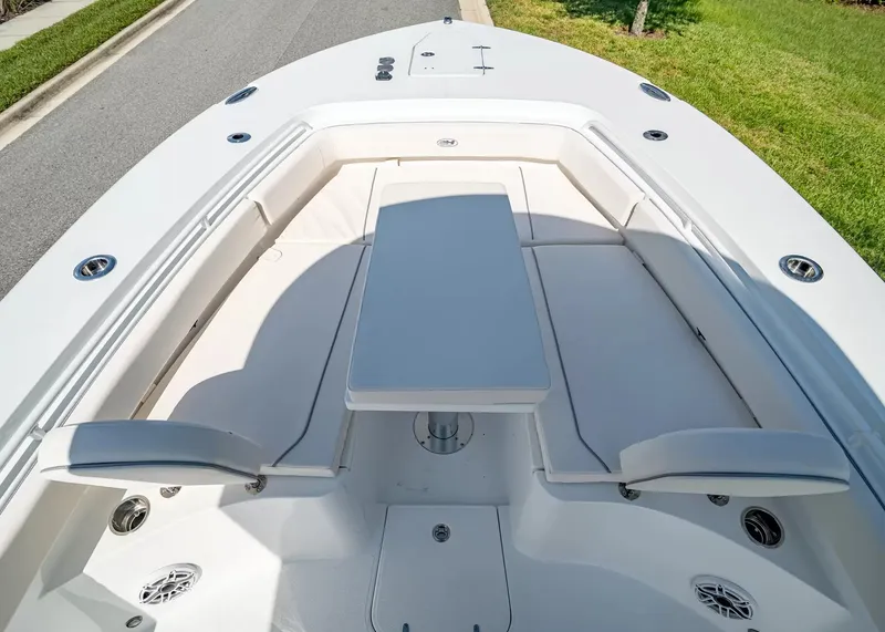 Slide: The Image of Sea Hunt Ultra 275SE 2027 - 24