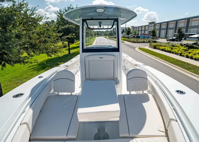 Slide: The Image of Sea Hunt Ultra 275SE 2027 - 26