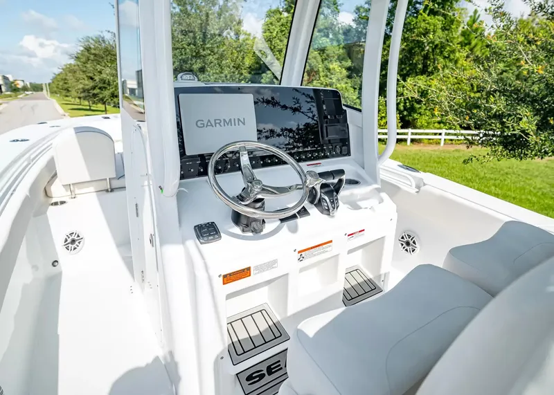Slide: The Image of Sea Hunt Ultra 275SE 2027 - 18