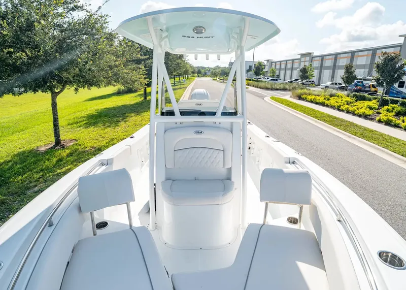 Slide: The Image of Sea Hunt Ultra 219 2027 - 19