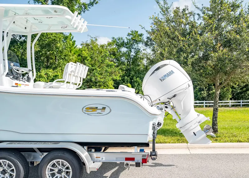 Slide: The Image of Sea Hunt Ultra 219 2027 - 3