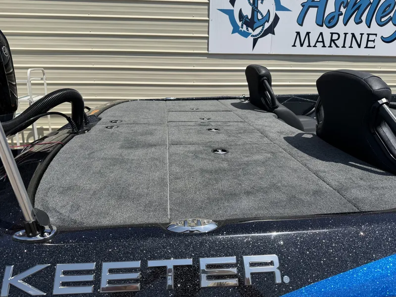 Slide: The Image of Skeeter ZXR Series 20SE 2027 - 8