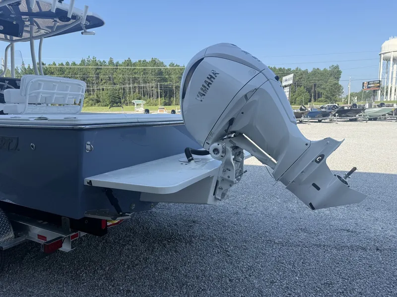 Slide: The Image of Parker Marine Coastal 240 Elite 2027 - 4