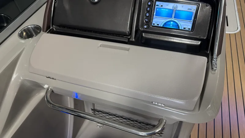 Slide: The Image of Premier 250 S-SERIES 2015 - 47