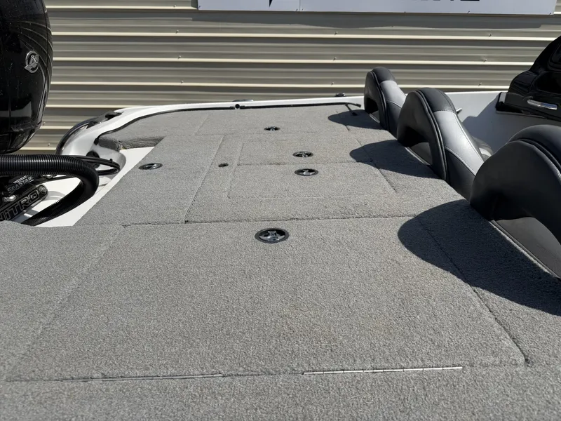 Slide: The Image of Nitro Z-7 150HP 2015 - 8