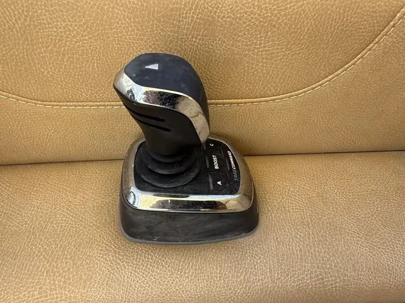 Slide: The Image of Scout 255 Dorado 2018 - 18
