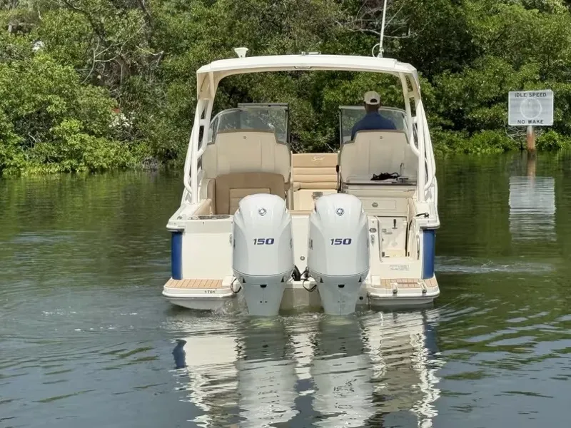 Slide: The Image of Scout 255 Dorado 2018 - 5
